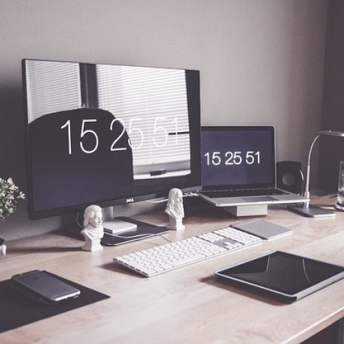 home-office-1867761_640